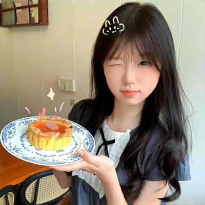 蕾丝炸弹